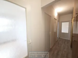 Pronájem bytu 2+1, Krnov - Pod Bezručovým vrchem, Seifertova, 55 m2