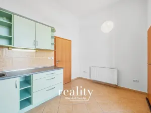 Pronájem bytu 2+1, Jihlava, Na Bělidle, 65 m2