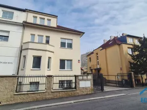 Pronájem bytu 3+1, Praha - Strašnice, Královická, 82 m2