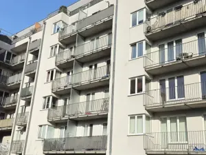 Pronájem bytu 1+kk, Praha - Strašnice, Názovská, 39 m2