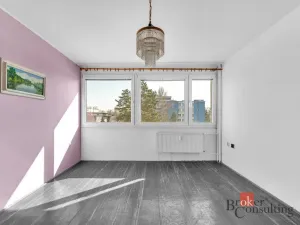 Prodej bytu 3+1, Hradec Králové - Slezské Předměstí, Polní, 58 m2