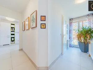 Prodej bytu 2+1, Ostrov, Klicperova, 77 m2