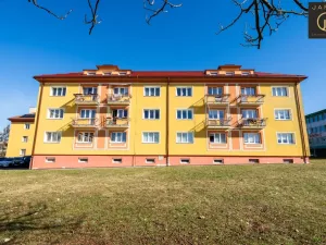 Prodej bytu 2+1, Ostrov, Klicperova, 77 m2