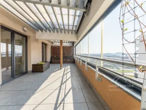 Pronájem bytu 2+kk, Praha - Kamýk, Freiwaldova, 43 m2