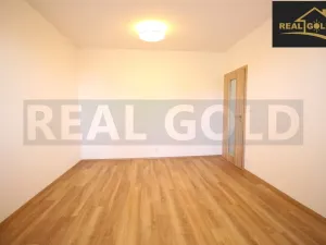 Pronájem bytu 2+1, Třebíč, Obránců míru, 54 m2