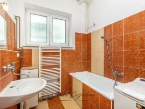 Prodej bytu 2+1, Chrast, Jiráskova, 62 m2