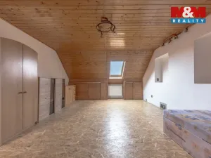 Prodej rodinného domu, Horní Počaply, 180 m2
