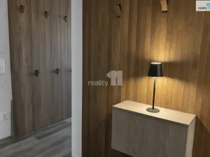 Pronájem bytu 3+kk, Praha - Hostivař, Hornoměcholupská, 68 m2