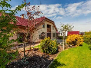 Prodej rodinného domu, Hostivice, Liliová, 392 m2