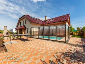 Prodej rodinného domu, Hostivice, Liliová, 392 m2