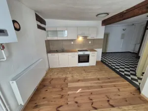 Pronájem bytu 1+1, Sobotka, náměstí Míru, 35 m2