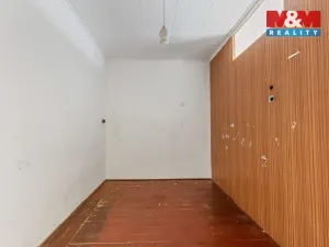 Prodej obchodního prostoru, Louny, Husova, 744 m2