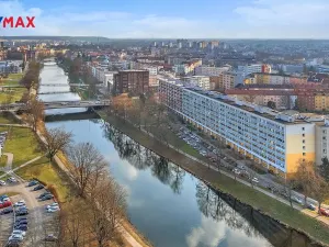 Prodej bytu 3+1, Hradec Králové, Smetanovo nábřeží, 66 m2