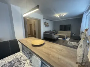 Pronájem rodinného domu, Přítluky, 260 m2