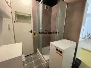 Pronájem bytu 1+kk, Zlín, Družstevní, 37 m2