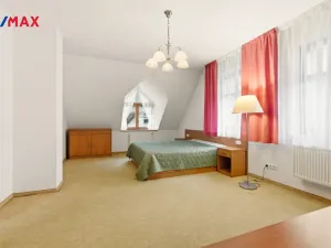 Prodej rodinného domu, Karlovy Vary, Slovenská, 137 m2