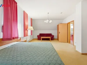 Prodej rodinného domu, Karlovy Vary, Slovenská, 137 m2