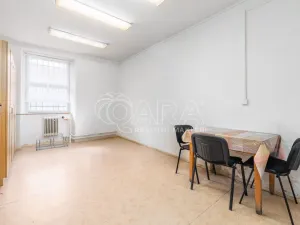 Prodej obchodního prostoru, Křemže, Náměstí, 124 m2