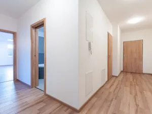 Pronájem bytu 3+kk, Praha - Uhříněves, Za Lípou, 79 m2