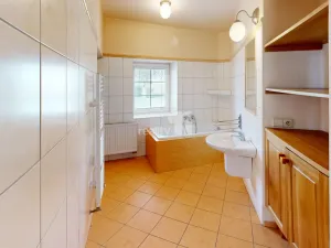 Prodej rodinného domu, Křelovice, 178 m2