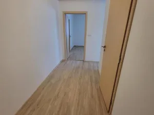 Pronájem bytu 1+1, Český Krumlov - Nádražní Předměstí, 37 m2