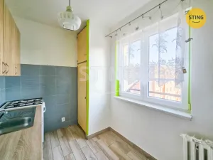 Prodej bytu 2+1, Karviná, tř. Těreškovové, 56 m2