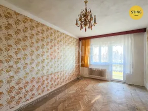 Prodej bytu 2+1, Karviná, tř. Těreškovové, 56 m2