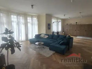 Pronájem bytu 3+1, Opava - Předměstí, Gudrichova, 139 m2