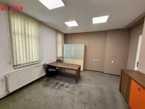 Pronájem kanceláře, Ostrava - Slezská Ostrava, náměstí Jurije Gagarina, 165 m2