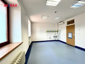Pronájem kanceláře, Kyjov, Masarykovo náměstí, 21 m2