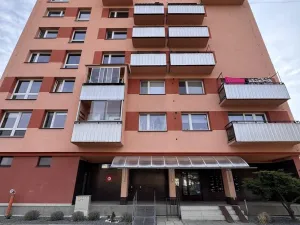 Pronájem bytu 2+1, Opava, Edvarda Beneše, 59 m2