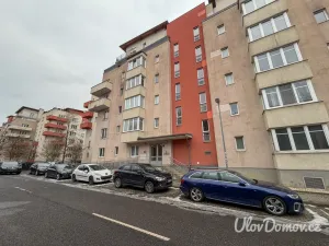 Pronájem bytu 1+kk, Praha - Záběhlice, Mikanova, 33 m2