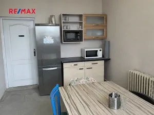 Pronájem výrobních prostor, Týnec, Hrušecká, 180 m2