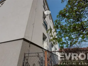 Pronájem bytu 2+1, Praha - Kobylisy, Kobyliské náměstí, 66 m2