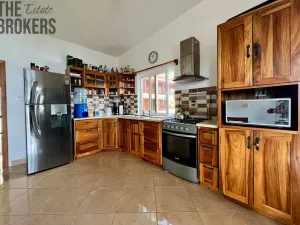 Prodej rodinného domu, Coxen Hole, Roatán, Honduras, 326 m2