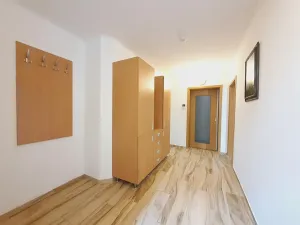 Prodej rodinného domu, Hora Svatého Šebestiána, 250 m2