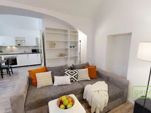 Prodej bytu 2+kk, Praha, Holečkova, 47 m2