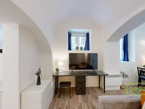 Prodej bytu 2+kk, Praha, Holečkova, 47 m2