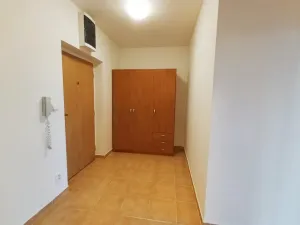 Pronájem bytu 1+kk, Praha - Ďáblice, Hořínecká, 41 m2