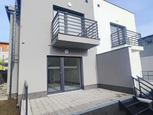 Pronájem bytu 3+kk, Hradec Králové, Malá, 65 m2