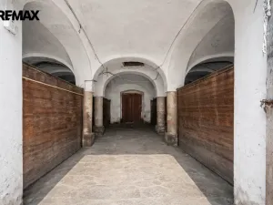 Prodej zemědělské usedlosti, Hluboké Dvory, 951 m2