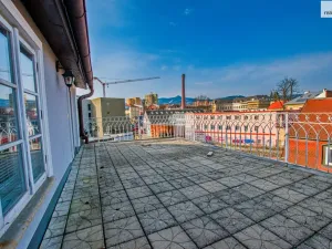 Pronájem bytu 2+kk, Liberec - Liberec III-Jeřáb, Barvířská, 65 m2