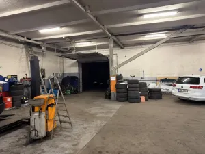 Pronájem výrobních prostor, Praha - Libeň, U Meteoru, 388 m2