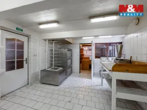 Prodej obchodního prostoru, Karlovy Vary, Moskevská, 85 m2