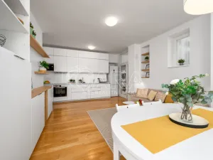 Prodej bytu 3+kk, Praha - Vinohrady, Laubova, 76 m2