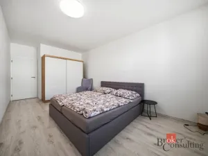 Prodej bytu 2+kk, Hradec Králové - Nový Hradec Králové, Antonína Petrofa, 54 m2