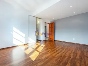 Pronájem rodinného domu, Praha - Šeberov, Zadní, 212 m2