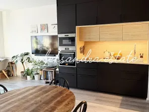 Prodej bytu 2+kk, Praha - Hloubětín, Saarinenova, 52 m2