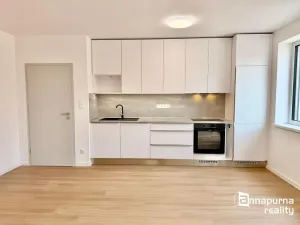 Pronájem bytu 2+kk, Ivančice, Jana Fibicha, 43 m2