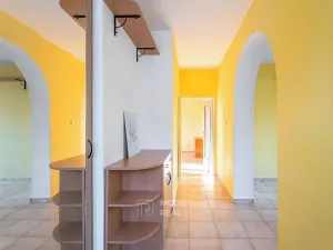 Prodej rodinného domu, Hustopeče, Komenského, 261 m2